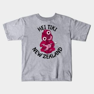 Pink Hei Tiki with ukulele Kids T-Shirt